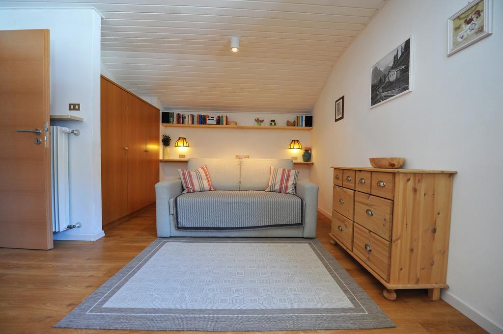 Apartments Villa Rosa Wolkenstein in Gröden Zimmer foto